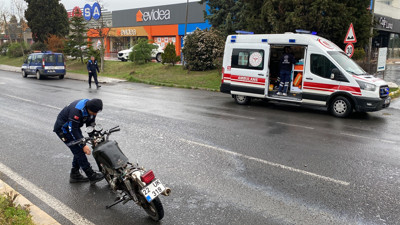 Kontrolden çıkan motosiklet kazaya karıştı: 1 yaralı