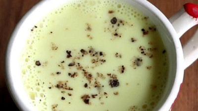 Uyumadan önce 1 bardak içilmesi yetiyor. Şifa deposu karışım Ramazanda tok tutuyor