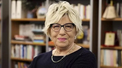 Ünlü profesör Sevil Atasoy'dan şaşırtan itiraf: Evliyken sevdiğime kaçtım