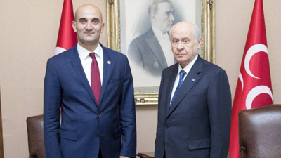 MHP Sinan Ateş cinayetinde aranan kişiyle aynı evde olduğu tespit edilen Olcay Kılavuz’u yeniden aday gösterdi