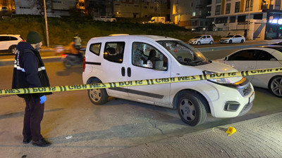 Esenyurt’ta iki grup birbirlerine kurşun yağdırdı