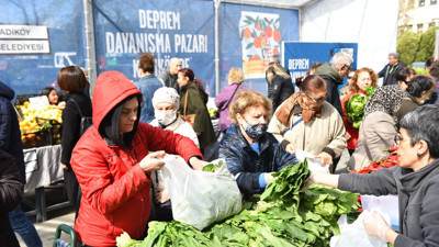 Kadıköy’den deprem dayanışma pazarı