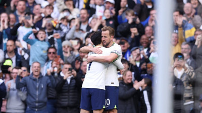 Tottenham yıldızlarıyla kazandı. Son rekor kırdı