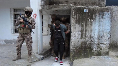 Mersin'de Kökünü Kurutma Operasyonu! Çok sayıda gözaltı var...