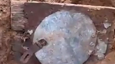 Su kanalının kapağında beklenmeyen sürpriz