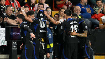 Atletico Madrid'den kritik galibiyet. Real Madrid'in ensesinde