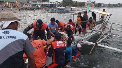 Tur teknesi alabora oldu: 1 kişi öldü