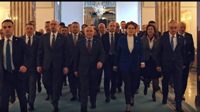Meral Akşener'den rekor kıran seçim videosu. Herkes aynı sloganla paylaşıyor