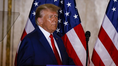 Trump'tan en yakın rakibine 'aday olma' çağrısı: Oyları bölme