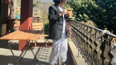 Ecem Erkek'ten 'balkon' paylaşımı geldi. Zalim kış bırakmadı