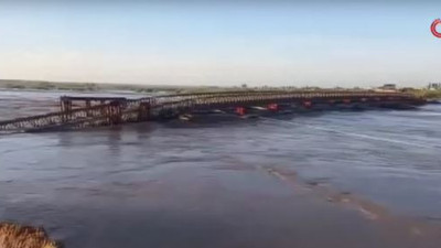 Irak’ta sel köprüyü çökertti