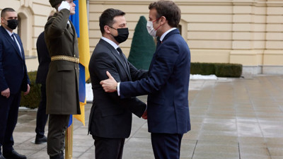 Zelenski Macron ile görüştü