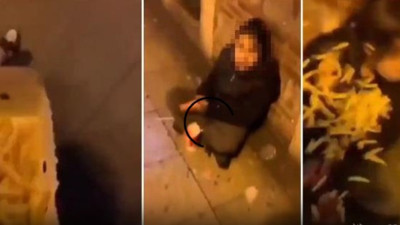 Kız çocuğuna Kız çocuğuna insanlığa sığmayan hareket. İnsanlığından uyan