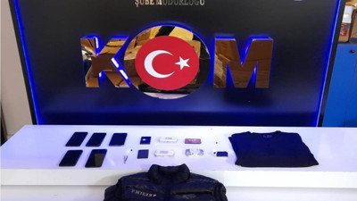 Ehliyet sınavında kopya düzeneği kullanan 4 kişi yakalandı