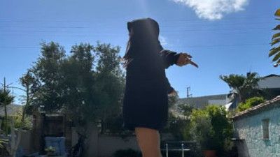 Simge Sağın'dan takipçilerine müjdeli haber. Eski sevgilisiyle müzik kampına girmişti