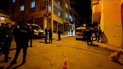 Kayınpederi damadını bıçakladı