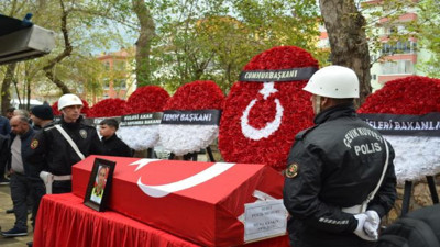 Elazığ'da şehit olan polis memuru son yolculuğuna uğurlandı