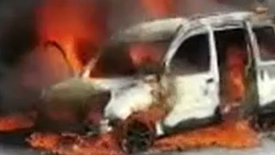 Bayram günü aracı yandı