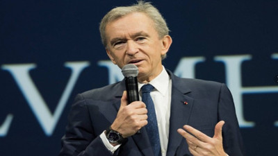 Dünyanın en zengin insanının yerine kim geçecek