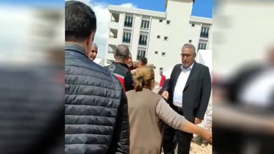 Depremzedeye “Çadırda kalma” diyen AKP’li Başkana Naci Görür’den cevap