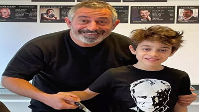 Kemal'den babası Cem Yılmaz'a dikkat çeken hediye