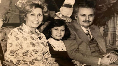 Gülse Birsel'den 'gülümse'ten çocukluk anısı. Evet güzel kardeşim kaza kurşunuyum