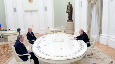 Azerbaycan Ermenistan gerilimine Rusya da dahil oldu