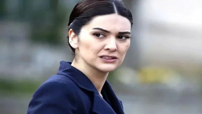 Bergüzar Korel de o içki reklamına isyan etti: İki yüzlülüğünüze tahammül kalmadı artık