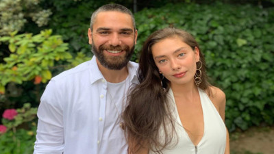 İhanet iddialarını umursamadı! Neslihan Atagül ve Kadir Doğulu el ele görüntülendi