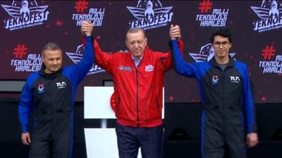 Alper Gezeravcı kimdir? Türkiye'nin ilk uzay yolcusu Alper Gezeravcı mesleği nedir?