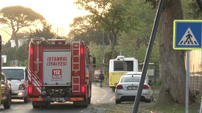 İki araç kafa kafaya çarpıştı: 2 yaralı