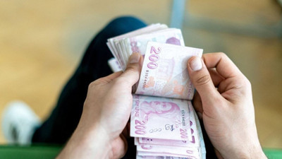 Cumhur İttifakı'nda hiçbir etkisi olmayan lider emeklilere vaat verdi. Asgari ücreti geçecek