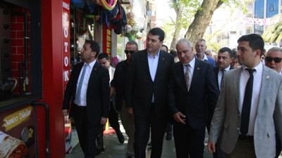 DP Genel Başkanı Uysal, Bursa'da esnaf ziyaretinde bulundu