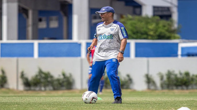 Alex de Souza'nın görevine son verildi