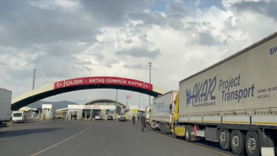Çıldır-Aktaş Gümrük Kapısı'ndan 2015'ten bu yana 157 bin 145 tır çıkış yaptı