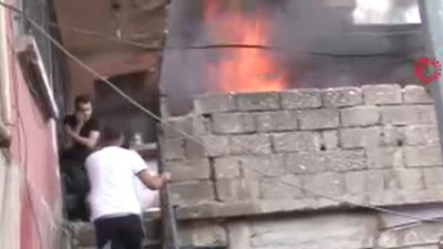 Patlaya patlaya yandı. Çığlık sesleri yükseldi