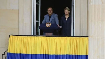 Bir ülkede başsavcı ile cumhurbaşkanı birbirine girdi