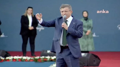 Davutoğlu: Yiğidi kuru soğana muhtaç bırakanlar gidecek. Anadolu yiğitleri gelecek!