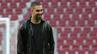 Arda Turan'ın hayali sosyal medyayı salladı. 'Ben de işe gitmeden 25 bin euro almak isterim'