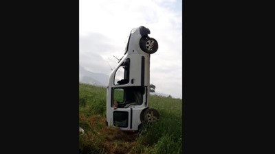 Takla atan araç at gibi şaha kalktı