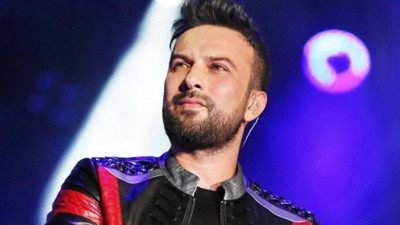 Tarkan seçim paylaşımı yaptı. Megastar Almanya'da oy kullandı