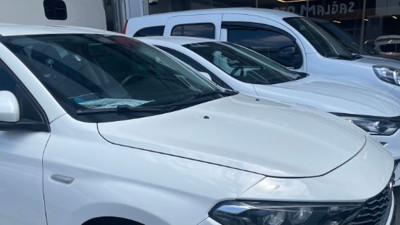 İkinci el otomobil fiyatı sıfır fiyatını geçti