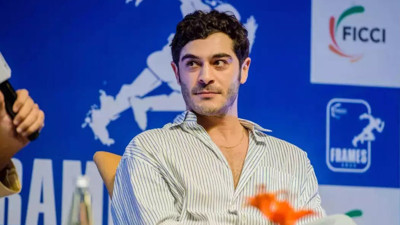 Burak Deniz'e Bollywood'dan dev teklif