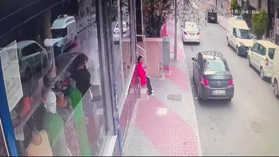 Evdeki altınları okuyacağız lafına inandı. Altınların hepsi gitti