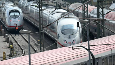 Almanya'da hayat 2 gün duracak