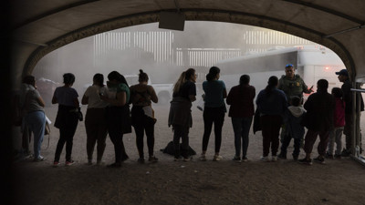 ABD'ye göçmen akını. On binlerce kişi sınıra geldi