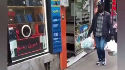 İstanbul'a gelen vatandaş adres soracak Türk bulamadı. Video gündem oldu