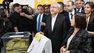 Kılıçdaroğlu, oy kullandığı sandıktan 1'inci çıktı