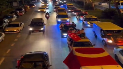 Depremin vurduğu Kahramanmaraş'ta AKP'nin aldığı oy için şehirde çılgın kutlama yapıldı