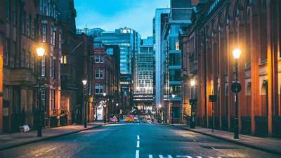 İngiltere'de Londra dışı şehirlerde ortalama konut kirası bin sterlini aştı